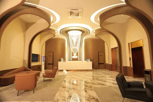 Ruijin Business Hotel