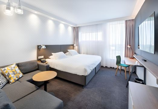 홀리데이 인 프라하 에어포트 객실