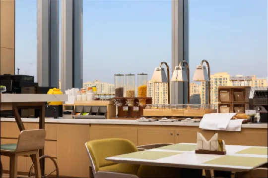 HOME2 SUITS BY HILTON NINGBO HANGZHOU BAY NEW AREA