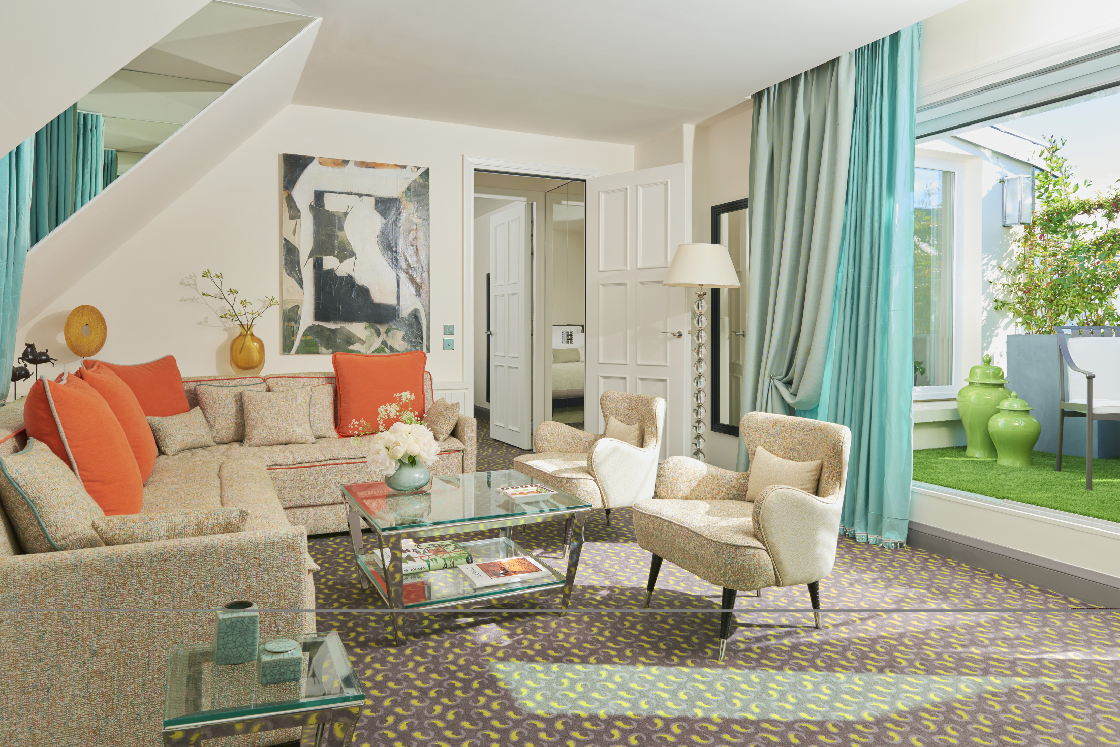 Le Burgundy Paris Hotels in Paris