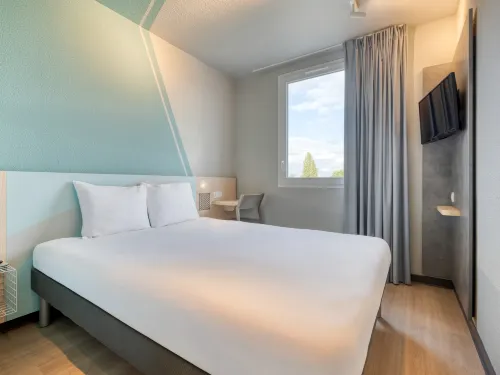 Ibis Budget Orly Chevilly Tram 7 Hotels in Chevilly-Larue