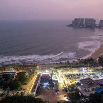 Wanning Yunduo Hotel (Riyue Bay)