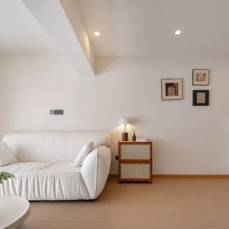 Yaye Suite | LoftArtSuite Aesthetic Design Boutique Stay (Ya'an Station Times Sky Street)