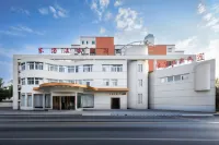 Dongtang Hot Spring Homestay - Inns