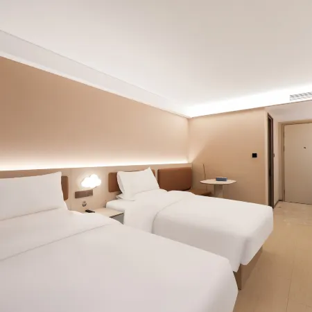 Hanting Hotel (Changchun Guilin Road Food Street Branch)