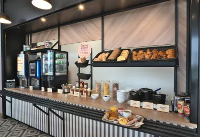 B&B Hotel Dreux Nord Hotels in 