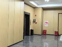 Super 8 Lechang Shaoguan Renmin Middle Road Hotels in Lechang