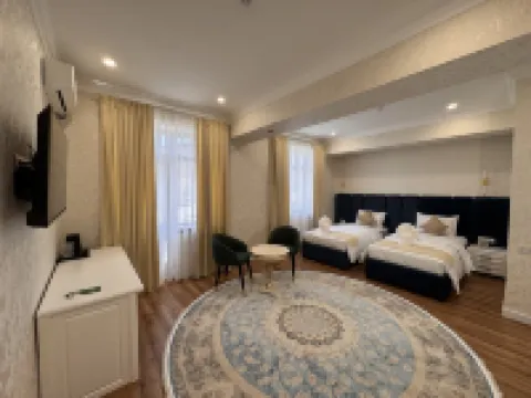 니자모프 호텔  호텔