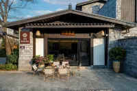 Floral Hotel · Ouyuan Nanshe Hotel (Wuyishan Scenic Area Branch) Hotels in Wuyishan