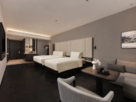 Atour Hotel Century New Town, Guanyinqiao Pedestrian Street, Chongqing Hotels near Guanyinqiao Pedestrian Street