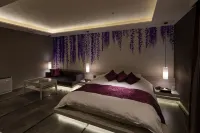 HOTEL COO  (Adults Only)