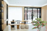 Wenlan Qimeng Hotel (Xuan'en Wenlan Bridge)