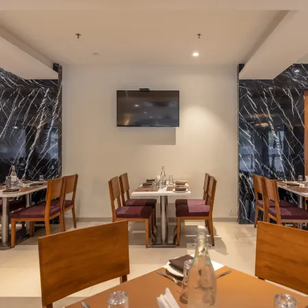 Quality Inn Patria Suites, Rajkot