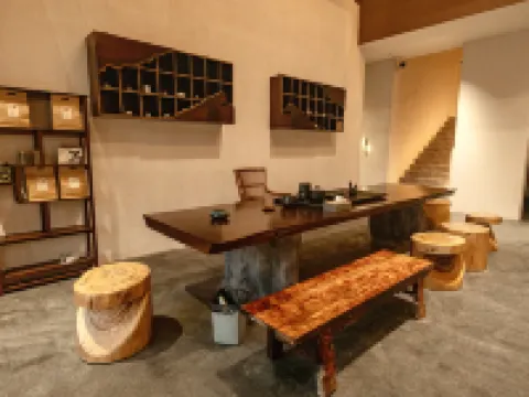 Qianmu Homestay Hotels in Cili
