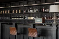 Shangri-La Yanwai · Boundless Wild | THE HORIZON - bar