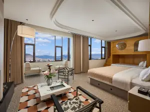 Floral Hotel·Weishe Linjing Hotel (Dukezong Ancient Town, Shangri-La)