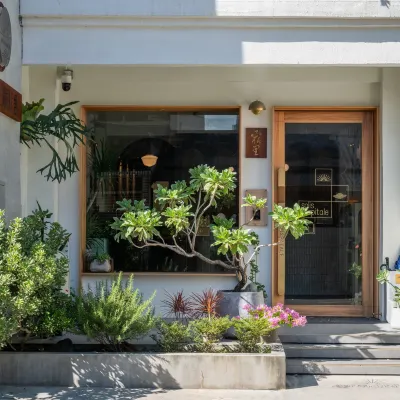 Sōlis Inn โรงแรมใกล้สวนสน