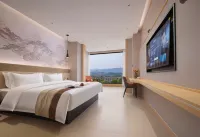 Zhangjiajie Right Turn Hotel - New