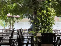 Baansupichaya Hotel