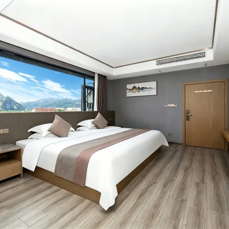 Pingle Rongfu Hotel