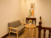 MONSANE VILLA (Centrally located, opposite the night market) Hotels near Cross River Ferry