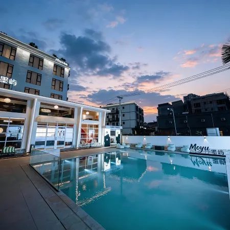 Beihai Moyu Ink Island Homestay (Silver Beach International Passenger Terminal Branch)
