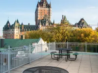 Les Lofts du Trésor - Par Les Lofts Vieux-Québec Hotels near Morrin Centre