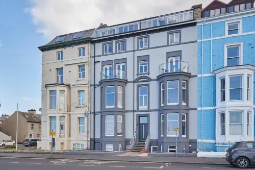 Host & Stay | Sea View Apartments in central Whitby - Homestays