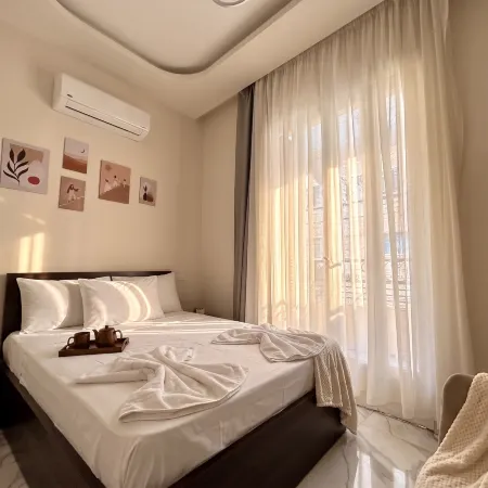 Maravia Grand Downtown Hotel