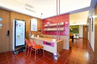 Novhalia Homestay near Jogja Expo Center RedPartner - Bintang 2