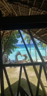 On Board Panglao Beach Hostel & Resort