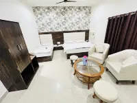 Shri Ram Hotel - Shri Ram Janambhoomi & Shri Hanuman Garhi Temple-100 Mtrs. - Wifi