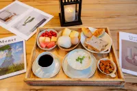Zunyi Granary · Persimmon Tree Side Mountain Estate Vacation Apartment - Barer