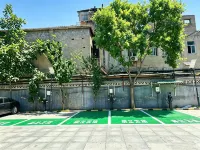 HanTing Hotel (Xingtang Longzhou West Street) - parking
