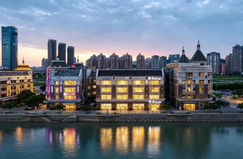 Qing Qiu Hotel - Mountain view