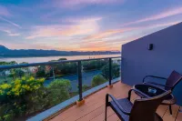 Holiday Inn Express YICHANG RIVERSIDE by IHG - Mountain View