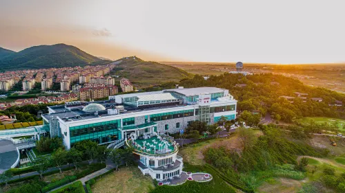 Qingdao Tiantai Mountain le'ai Hot Spring Art Hotel - Taman Air