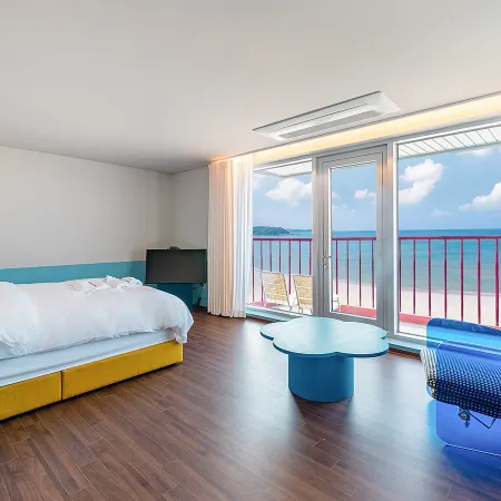 Apex Hotel