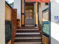 I'm Green | Boutique Seoul Stay in Hidden Seoul Hotels near Yagsuam