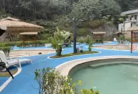 Xiongxiu Hot Spring Hotel Emeishan - Hot Springs
