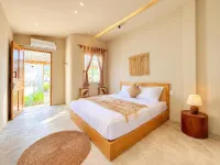 Emerald Beach Homestay - parking