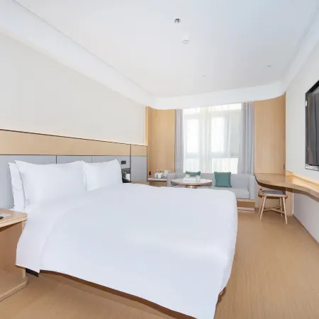 JI Hotel (Xinyang Railway Station Tianrun Square)