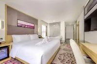 Chunju Hotels (LUZHOU MICX City)