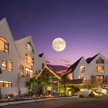 Beihai Silver Beach Moyuan Vacation Apartment