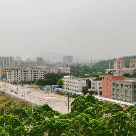 Enping Baorun Business Hotel