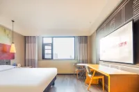 Ibis Hotel (Yongcheng Jinboda Plaza) Hotel di Yongcheng