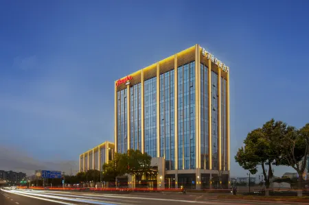 Hampton by Hilton Suzhou Stone Lake Отели рядом с достопримечательностью «Wenzheng College of Soochow University»