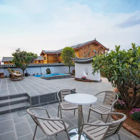 Hupan Renjia Inn