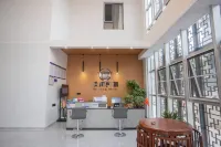 Shuotong Hostel