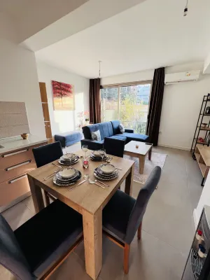 City Center/Netflix Included/Cosy Space - 2-Star